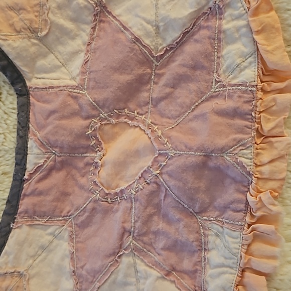 Magnolia Pearl quilted light pink pastel collar jabot tie - Picture 3 of 8